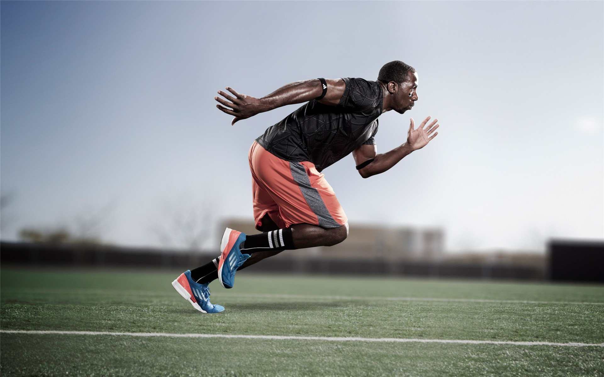 凯恩连续二十场比赛得分超过回归赛场，法国队挑战极限！